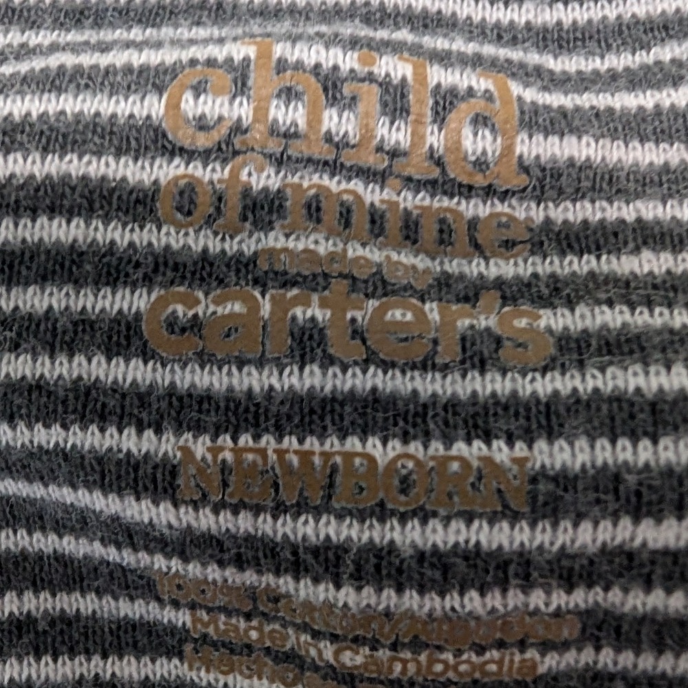 Carter's Bodysuit Bundle 3 Pack‎ NB/Preemie Carter's with Hat - Picture 6 of 6